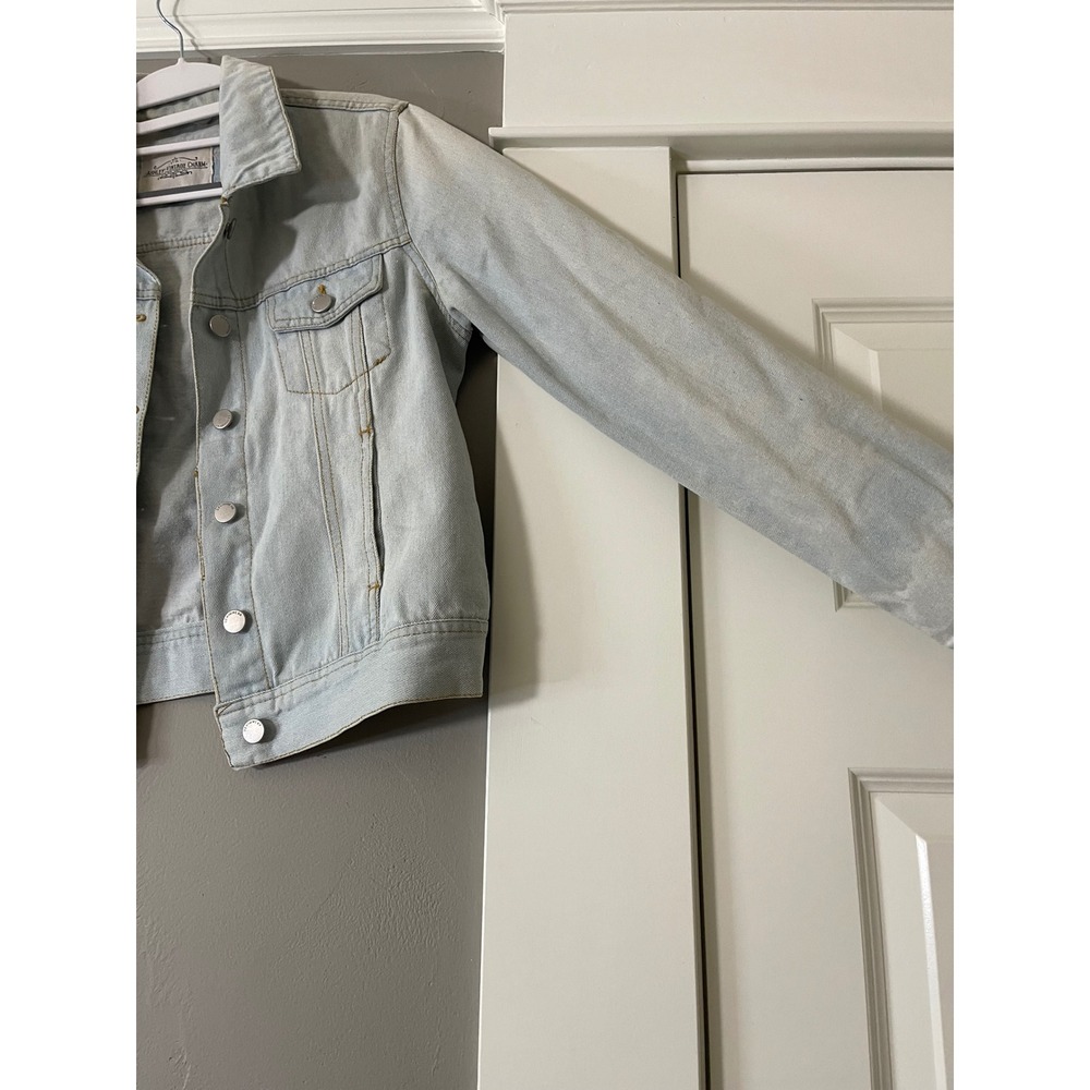 Ashley-Vintage Charm Womens Light Wash Denim Trucker Jacket Blue Size M - Picture 8 of 10